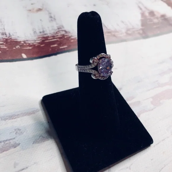 NWT Sterling Silver December Amethyst Like Birthstone Jeweled Ring Size 6 - Picture 4 of 9